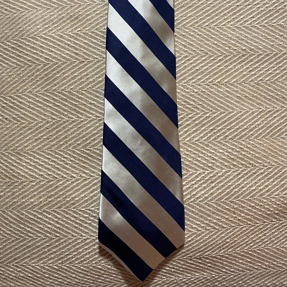 Men’s Tommy Hilfiger Diagonal Striped Tie